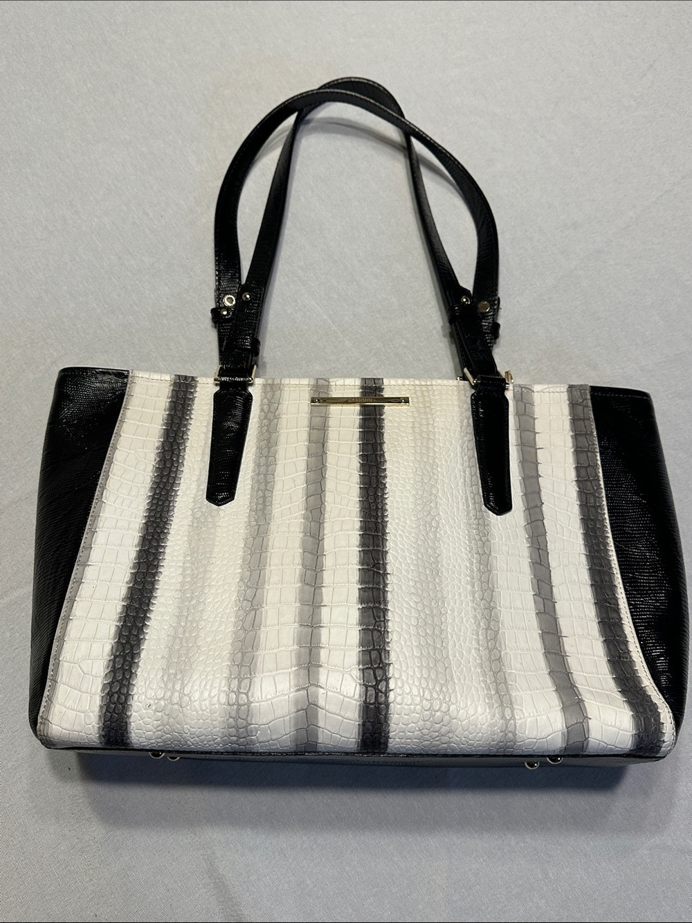 Brahmin Black & White Crocodile Embossed Leather Tote Bag 🔥❤️🔥❤️
